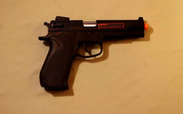 Firepower Spring Powered Airsoft Pistol: Definitive Review (2024)